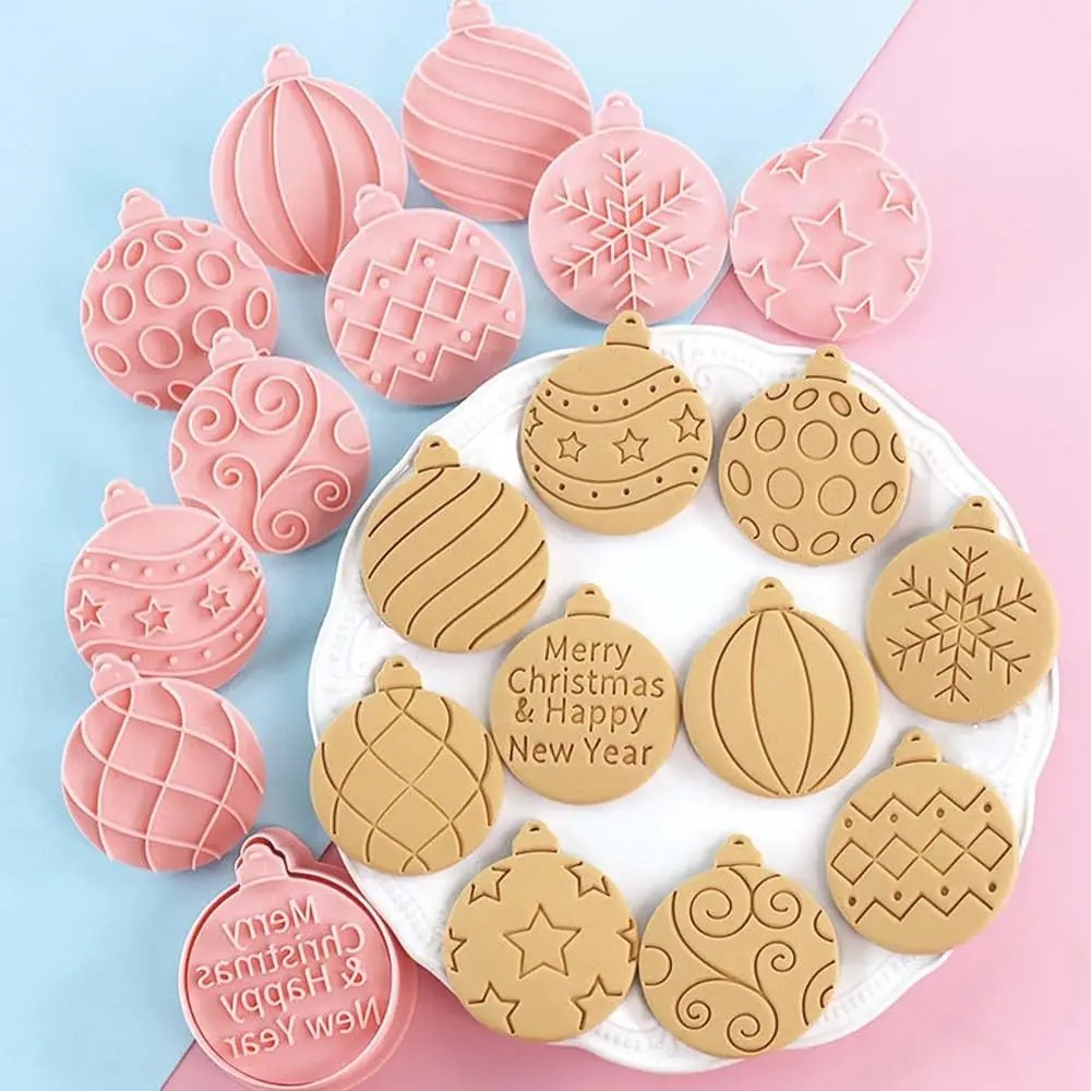 11個入りクリスマスオーナメントクッキーカッターセット、3D - Cookies Pack のレビューと価格